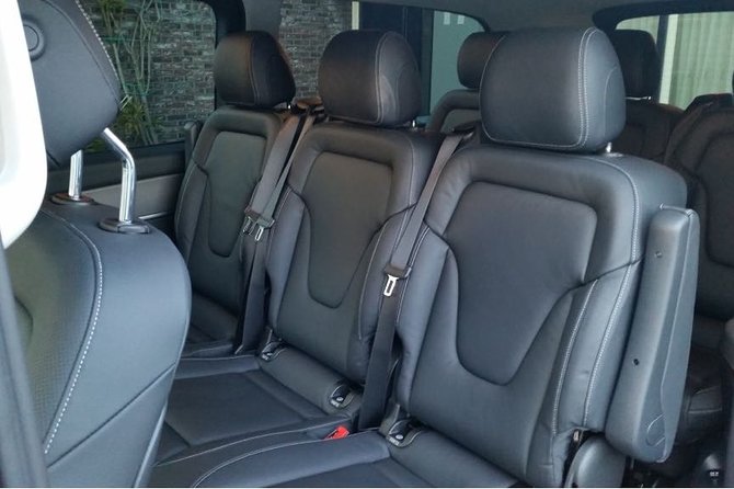 1-15 persons Taxi or Bus Transfer Amsterdam Airport to Antwerp - Meet the Driver at Schiphol (Near Burger King)