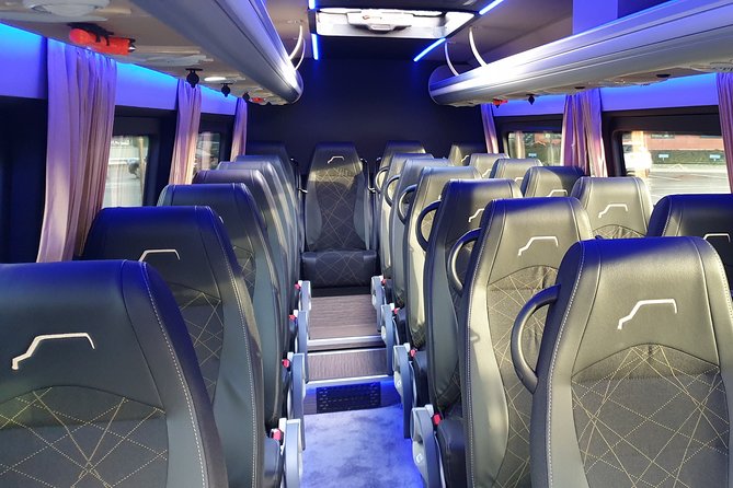 1-15 persons Taxi or Bus Transfer Amsterdam in Amsterdam City - Private Amsterdam Airport Transfers Start at the Hotel Lobby