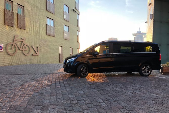 1-15 persons Taxi or Bus Transfer Amsterdam in Amsterdam City - Who This Transfer Fits Best in Amsterdam