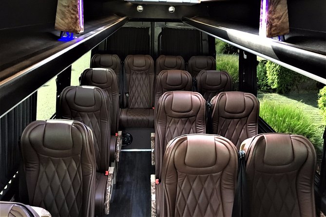 1-15pers Taxi/Bus Transfer Amsterdam Airport to Rotterdam Airport - The Rotterdam drop-off: where you end up