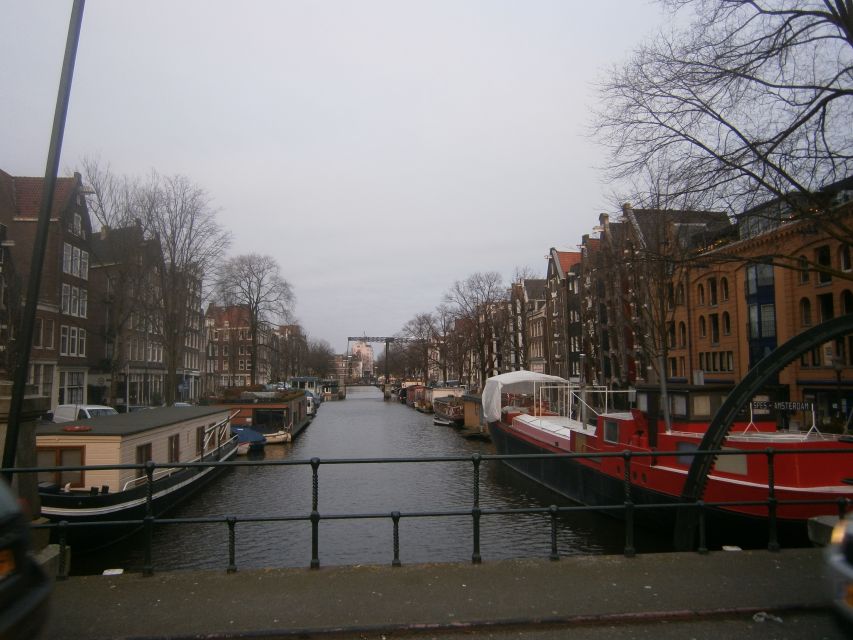 2.5-Hour Amsterdam Sightseeing Tour by Bike - Why a bike tour works best for the canal city
