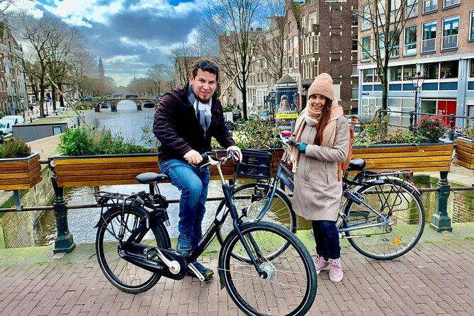 4Hrs with a Local in Amsterdam: Full Private & Personalized Tour. - UNESCO canal ring on foot: grachtengordel without the crowd chaos