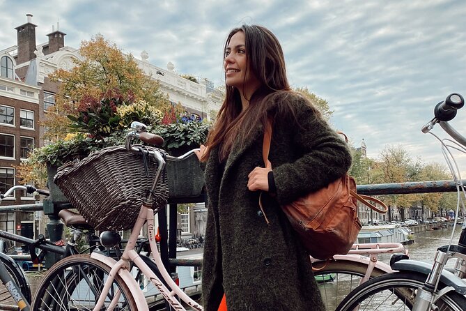 4Hrs with a Local in Amsterdam: Full Private & Personalized Tour. - Spiegelkwartier: antiques and art when you want the human-scale Amsterdam