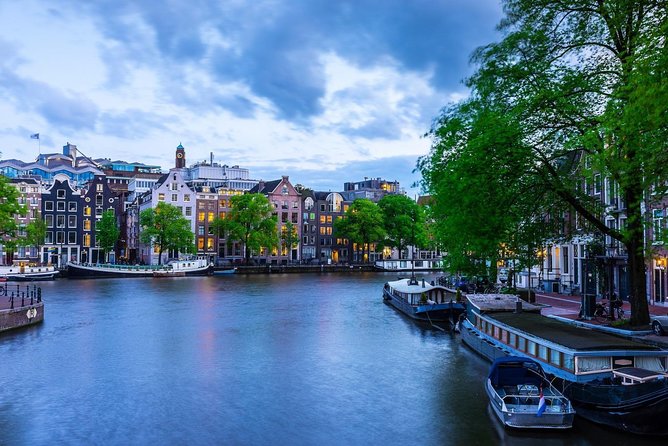 Airport Transfer: Schiphol Airport AMS to Amsterdam by Luxury Van - Who This Transfer Fits Best (And Who Should Skip It)