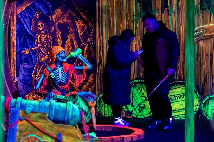 Aloha Amsterdam: 12-Hole Glow-in-the-Dark Mini-Golf - Key highlights at a glance