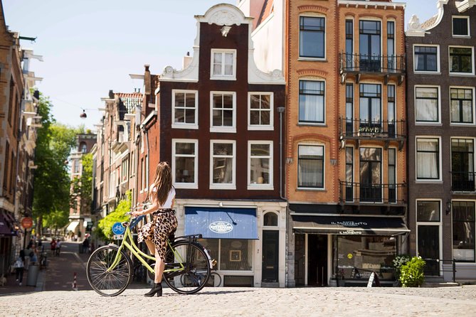 Amstagram Tour & Moco Experience - Moco Museum Amsterdam: Banksy, staircases, and choosing your own timeslot