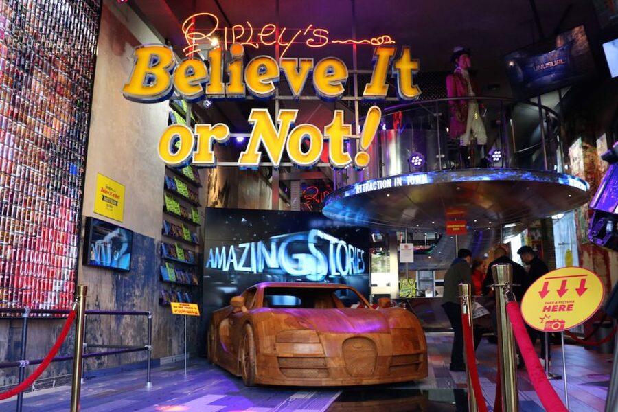 Amsterdam 1-Hour Canal Cruise and Ripley’s Believe it or Not - The Cruise Audio Guide, and Why Translation Quality Matters