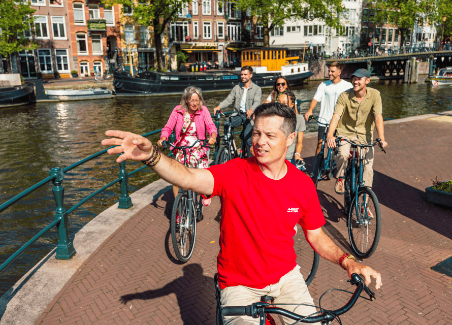 Amsterdam: 2.5-Hour Bike Tour - Who the Guides Are and Why Their Style Matters