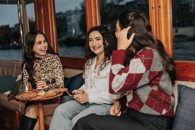 Amsterdam: 2-Hour Canal Cruise incl. Drinks & Dutch Snacks - Bloemgracht, the Nine Streets, Rembrandtplein, Spui