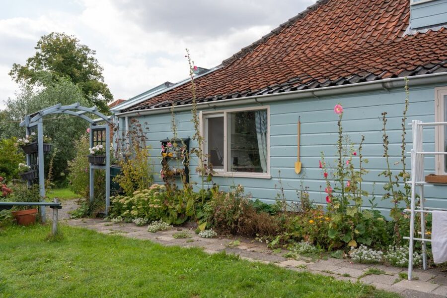 Amsterdam: 2-Hour Guided Canoe Trip - After You Paddle: Garden Time in a Village That Feels Like It Belongs to You