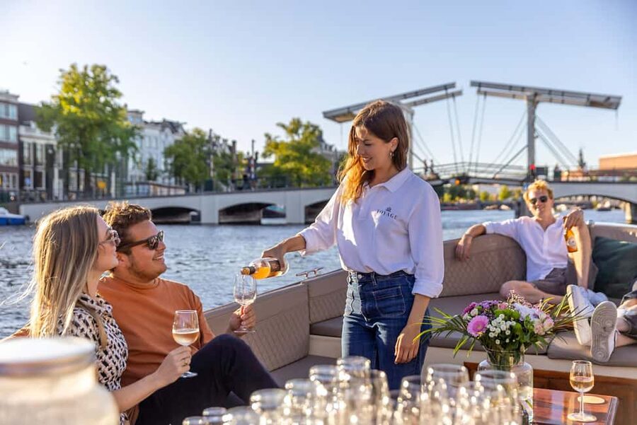 Amsterdam: 2-Hour Luxury Canal Cruise with Snacks & Drinks - Key highlights worth your attention