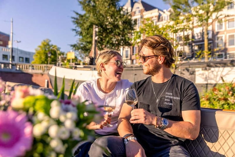 Amsterdam: 2-Hour Luxury Canal Cruise with Snacks & Drinks - The guide matters: how the best tours feel effortless