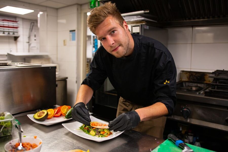 Amsterdam: 3 Course Dinner in the Dark - Why this costs $58 and when it feels like a great deal