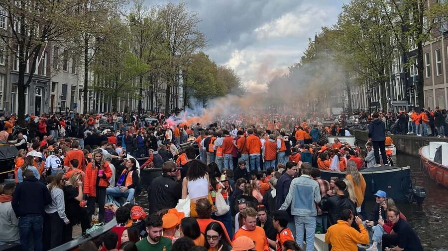 Amsterdam: 3 Hour Kings Day Boat Party with Unlimited Drinks - Why This 3-Hour Kings Day Canal Cruise Feels Like the Main Event