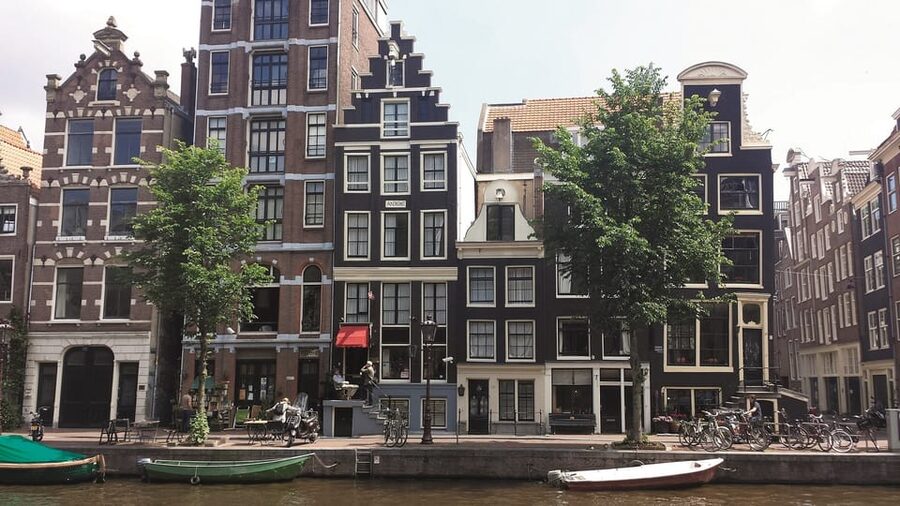 Amsterdam: 3-Hour Private Bike Tour of the City Center - Heineken Brewery and Canal Life: Exteriors, Not a Full Detour
