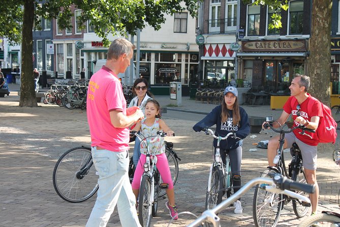 Amsterdam 3 hrs Bike Tour – live guide En/Fr/De/Nl/Sp - Van Gogh Museum Area: Iconic Spot, Plan Your Own Ticket