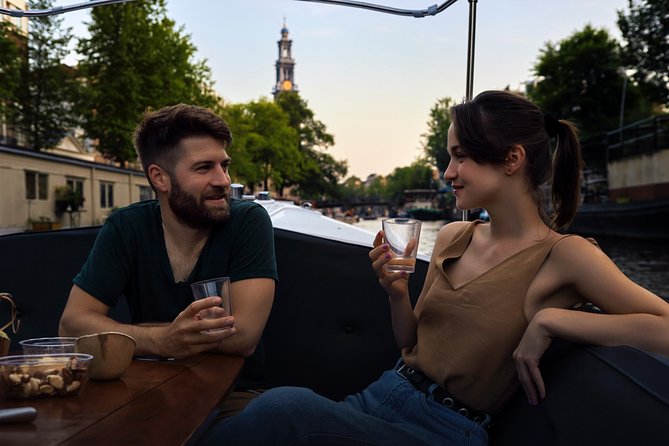 Amsterdam: 60-Minute Guided Private Canal Cruise with Drinks - Why this 60-minute private cruise works on a first or busy day