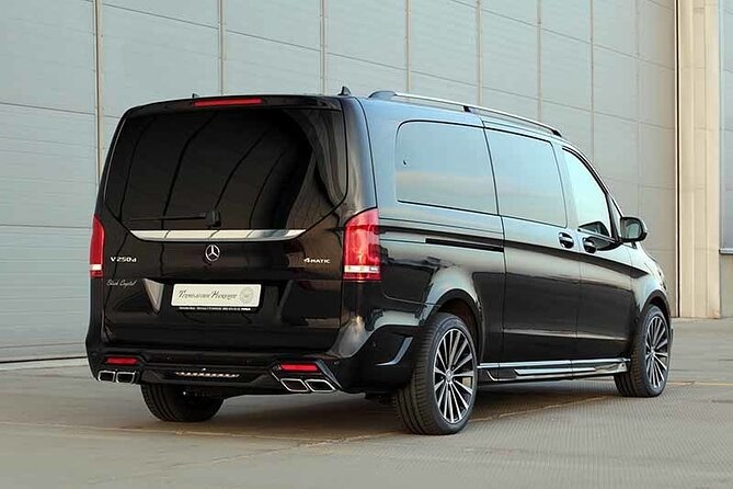 Amsterdam Airport Private Arrival Transfer by Luxury Van - The Meet-and-Greet System That Cuts Through Schiphol Confusion