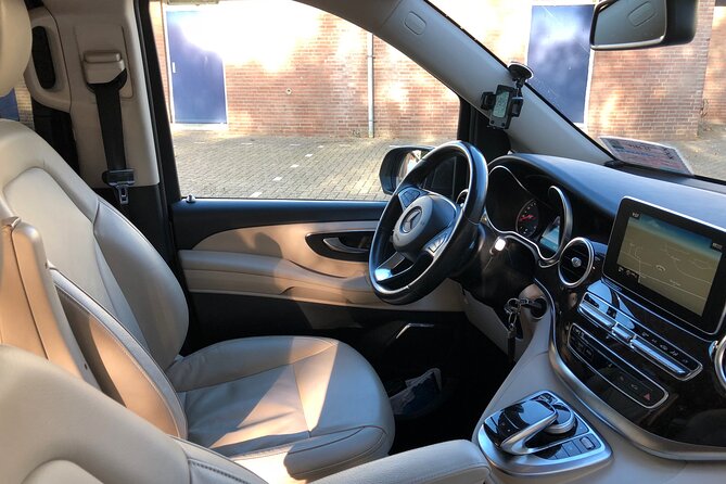 Amsterdam Airport Schiphol (AMS) Private Transfer to Amsterdam - Schiphol to Amsterdam, without the hassle