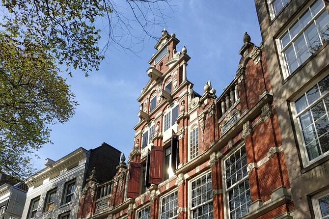 Amsterdam and Countryside Private Full-Day Tour by luxury car - Monnickendam: the quieter fisher town break