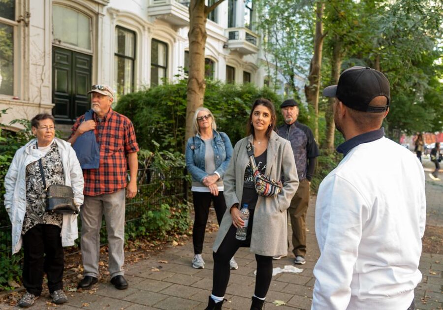 Amsterdam: Anne Frank and Jewish Quarter Tour - Where you start and how the route flows through the city