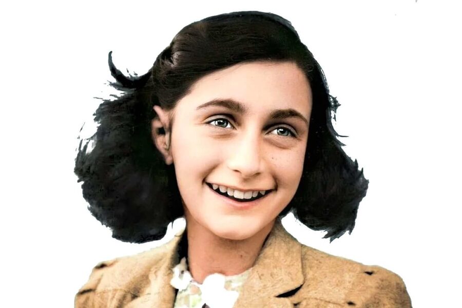 Amsterdam: Anne Frank Guided Small Group Walking Tour - Key things to know before you go
