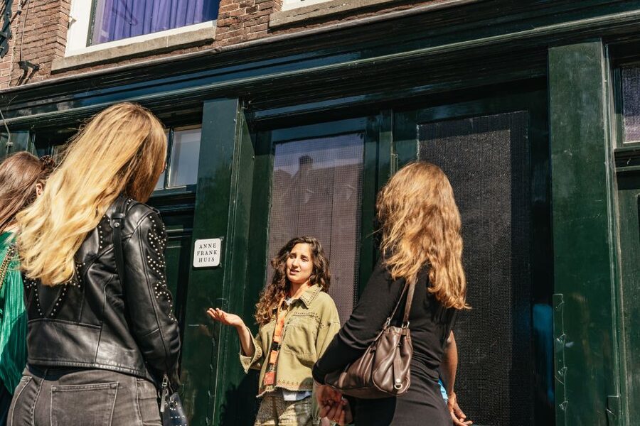 Amsterdam Anne Frank: Small-Group Walking Tour & Local Guide - Stops Beyond the Jewish Quarter, Rembrandt House to the Royal Palace Area