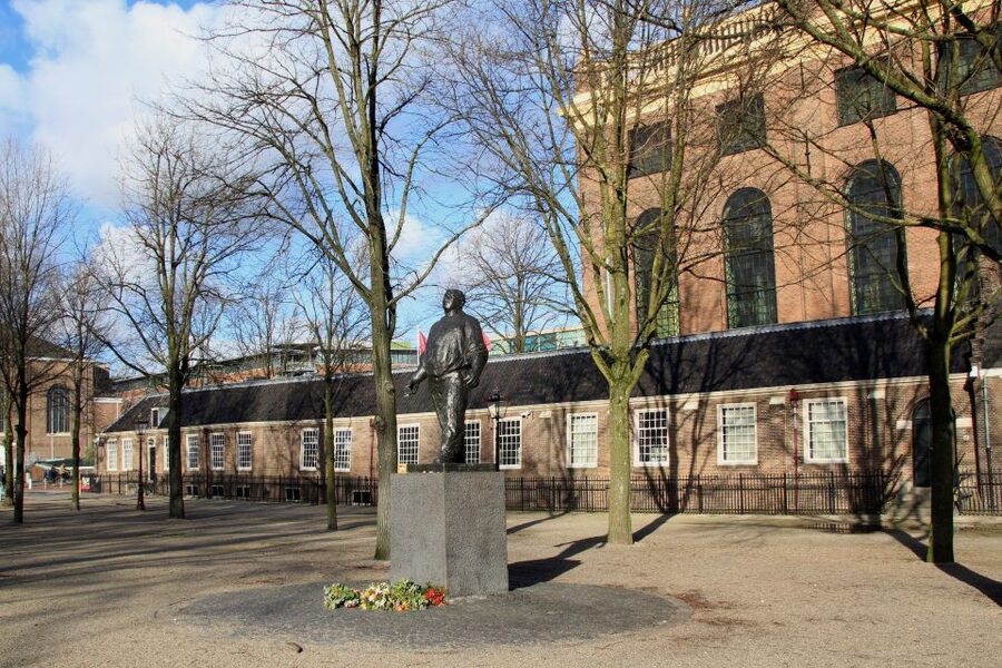 Amsterdam: Anne Frank Walking Tour - Jewish Historical Museum stop: a short visit that matters