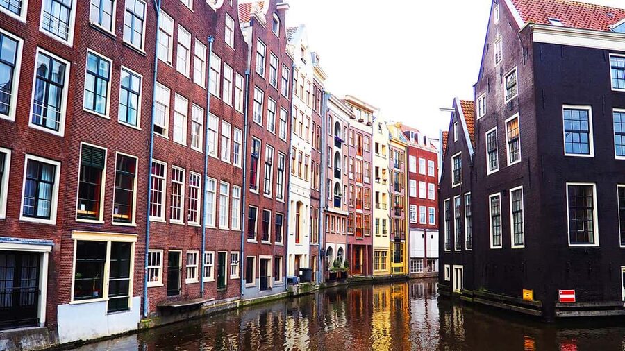 Amsterdam: Badass Self-Guided Walking Tour - Should you book this Badass Tours Amsterdam walking tour?