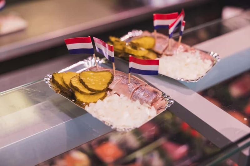 Amsterdam: Ben's Local Food Tour - 8 Tastings - Why this tour works: a lunch that doubles as city orientation