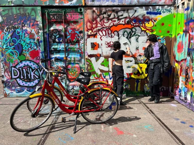 Amsterdam:: Bike Rental with Free Self-Guided Tour - Key things I’d watch for before you ride