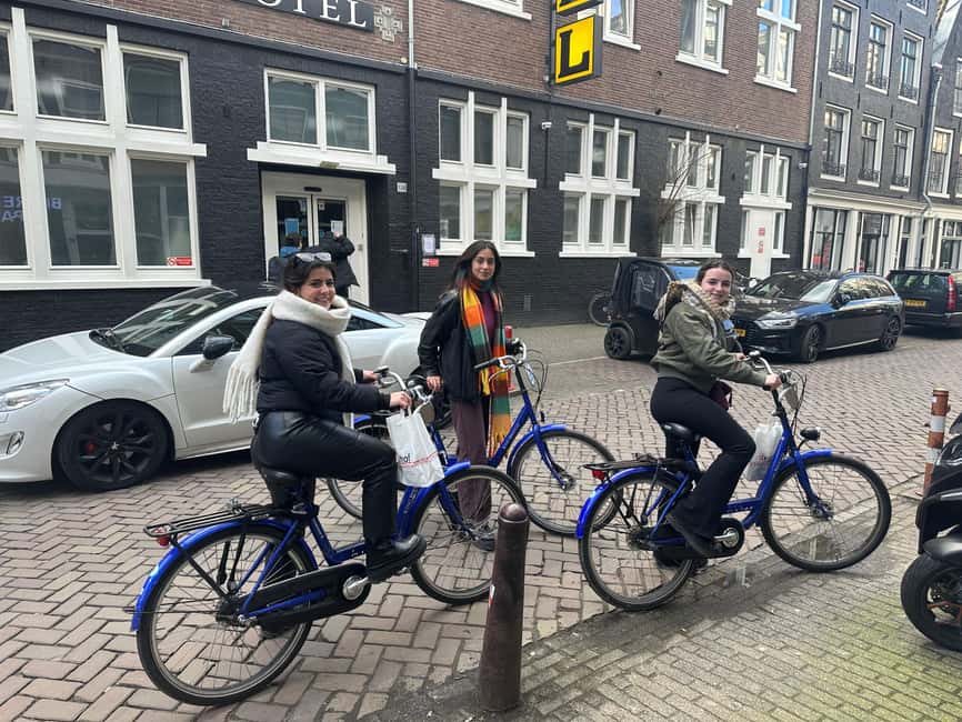 Amsterdam: Bike Rental with Multiple Bike Options - Choosing your bike in Amsterdam, handbrake, touring, cargo, and family options