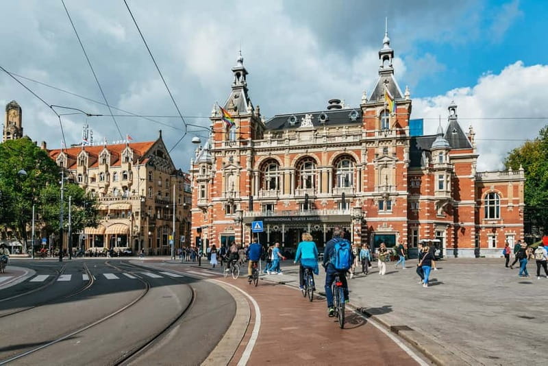 Amsterdam Bike Tour in Small Group + Optional Canal Cruise - Magere Brug and the Amstel-style photo moment