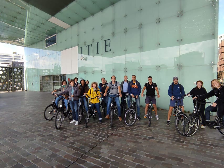 Amsterdam bike tour with a French-speaking guide local! - Group size and the “ask a question” factor