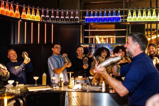 Amsterdam: Bols Cocktail Experience and Cocktail Workshop - The self-guided audio tour: Genever history with practical flavor context
