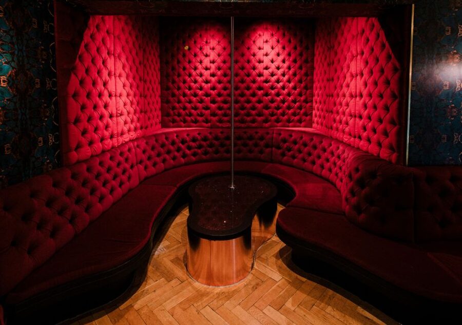 Amsterdam: Brothel Tour with Sex Worker Guide - Safety measures and how the industry has changed over time