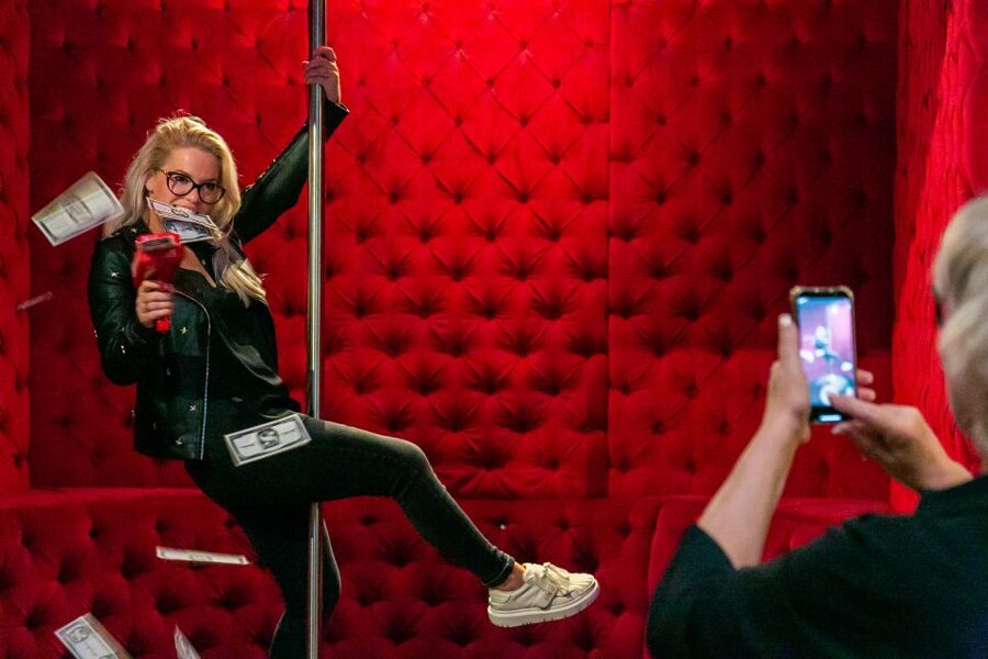Amsterdam: Brothel Tour with Sex Worker Guide - Price and value: $24 for entry, guide time, and a drink