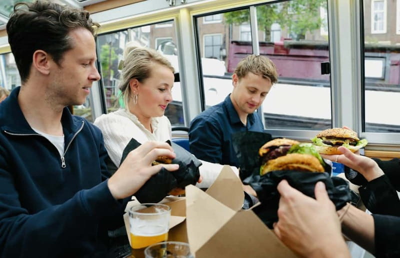 Amsterdam: Burger Cruise - Burgerbar & Canal Cruise - Onboard Setup: Semi-Open Views, Heating, and the Toilet Win
