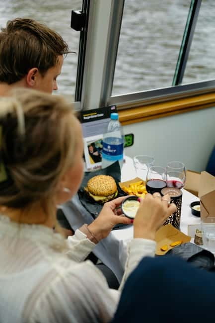Amsterdam: Burger Cruise - Burgerbar & Canal Cruise - The Canal Route: Nine Streets to the Jordaan, With Iconic Stops