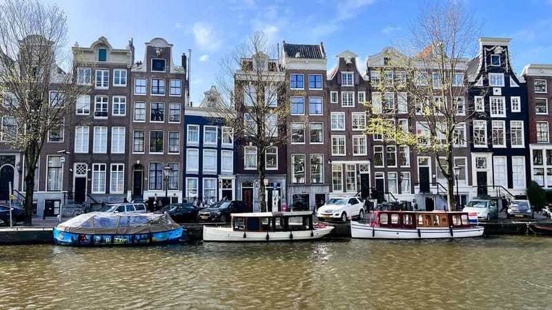 Amsterdam Canal Boat Tour with Live Guide - How the Cruise Moves Through Amsterdam (and Why the Route Matters)
