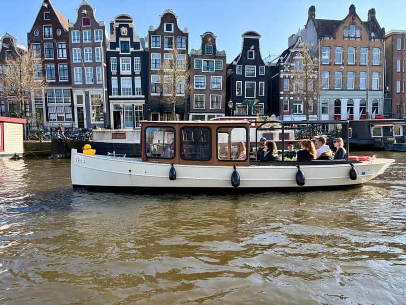 Amsterdam Canal Boat Tour with Live Guide - Drinks and Snacks: Worth Planning For, Not Assuming