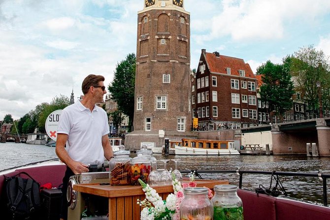 Amsterdam canal cruise in open boat – Guided tour - Should you book this Amsterdam canal cruise?