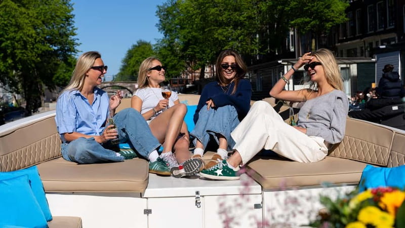 Amsterdam: Canal Cruise in Open Boat with Drink Option - When to go: choose your vibe