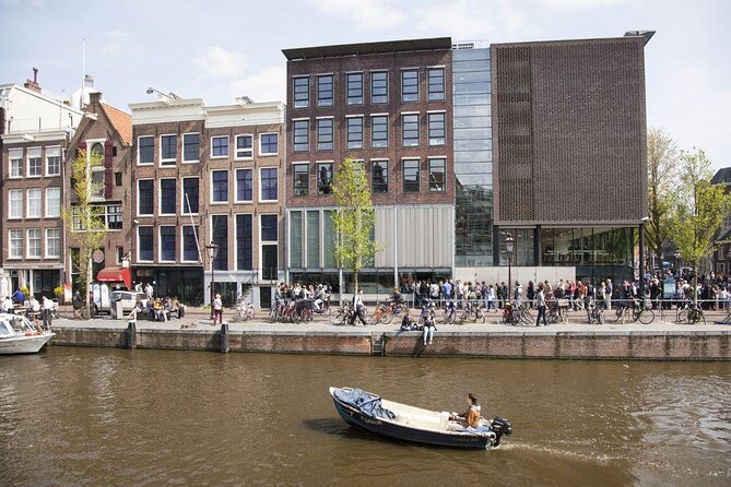 Amsterdam Canal Cruise in Open Boat with Unlimited Drinks Option - Quick reasons this cruise works