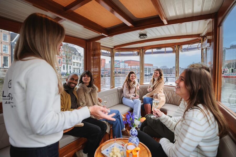 Amsterdam: Canal Cruise with Bubbles & Bites - Key highlights worth your time