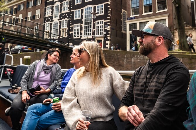 Amsterdam Canal Cruise with Live Guide and Two Drinks - Key points to know before you go