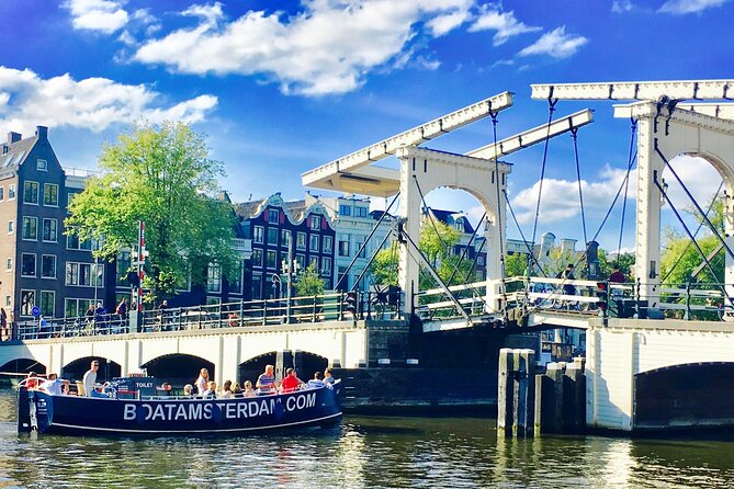 Amsterdam Canal Cruise with Live Guide - Central Station - Key things to know before you board