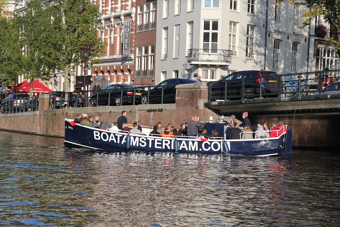 Amsterdam Canal Cruise with Open Bar - Central Station - Crew Style: The Difference Between a Cruise and a Good Cruise