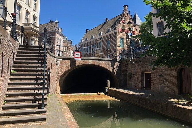 Amsterdam Castle & Utrecht City - Private Day Tour - What to Expect on Your Feet (and on Utrecht’s Streets)