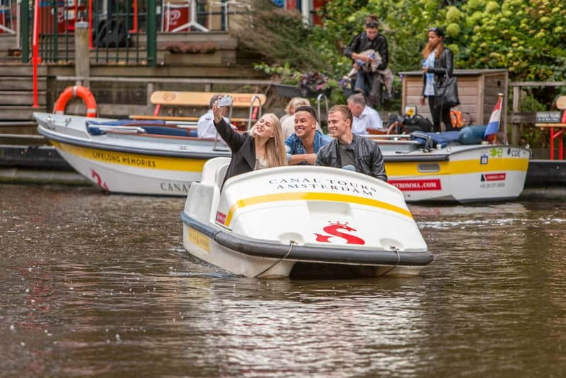 Amsterdam: Chart Your Own Canal Course by Pedal Boat - The famous views you’ll pass: Rijksmuseum, Anne Frank House, Golden Bend